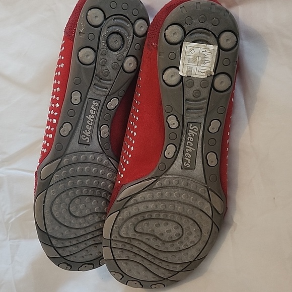 Skechers Red Flat Loafer With Silver Studs - Picture 6 of 6